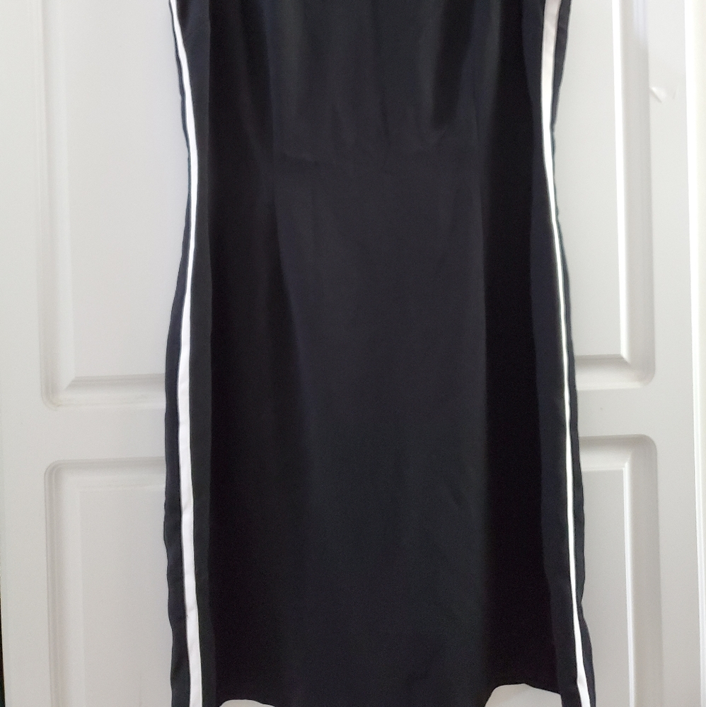 PLUS SIZE- DRESS - Picture 3 of 7